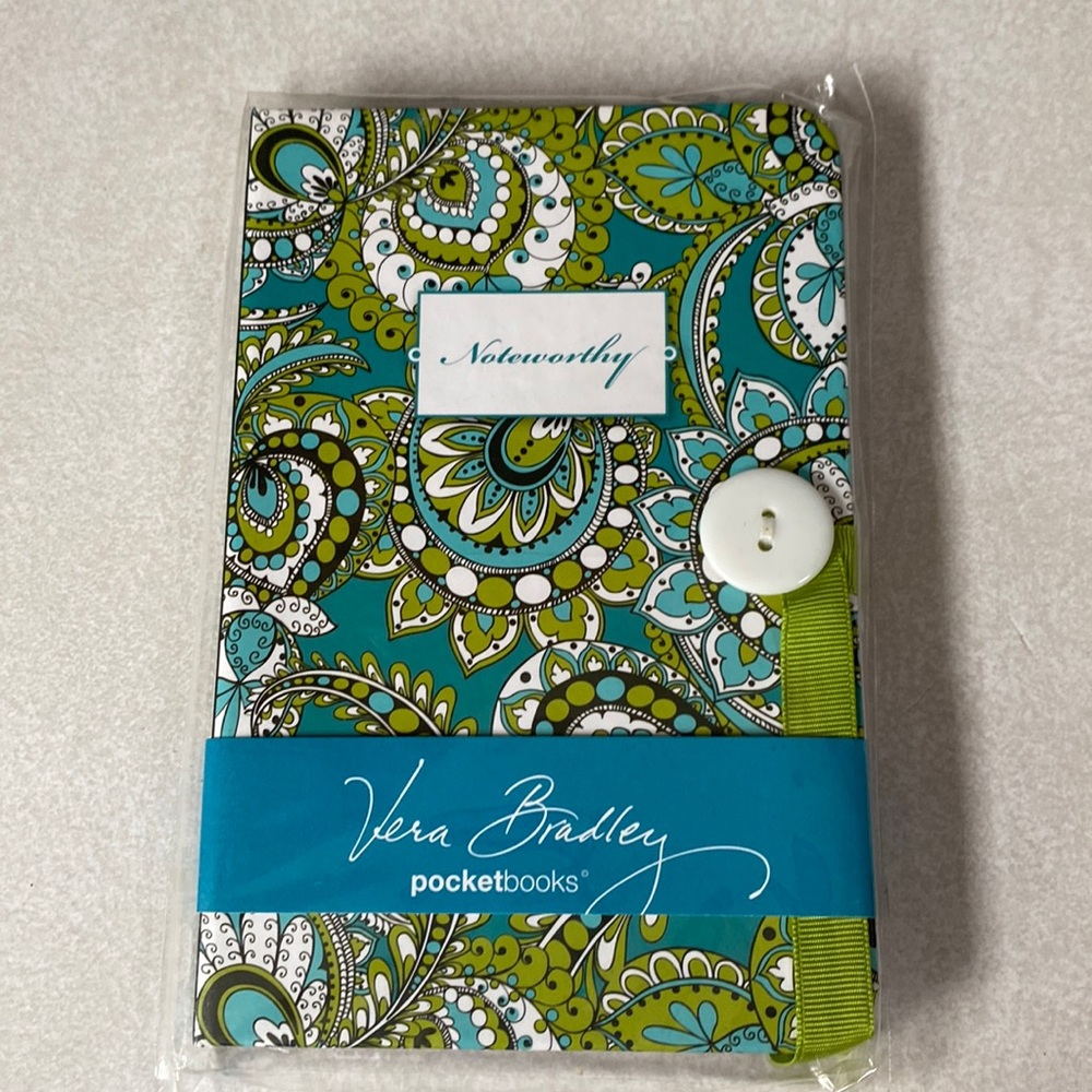 NWT Vera Bradley Noteworthy Journal pocketbooks